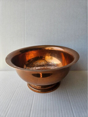 Vintage Coppercraft Guild solid copper pedestal bowl - Taunton, Mass. Project